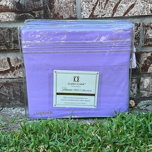 1800 Thread Count: LAVENDER Color, Deep Pockets, Premier 4 Piece Bed Sheet Set
